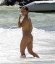 UNREAL CELEBRITY NUDES - Alizee caught naked in the surf